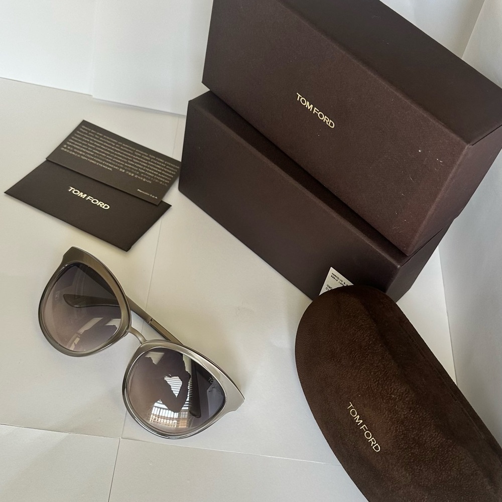 New- Tom Ford Gray Glasses
